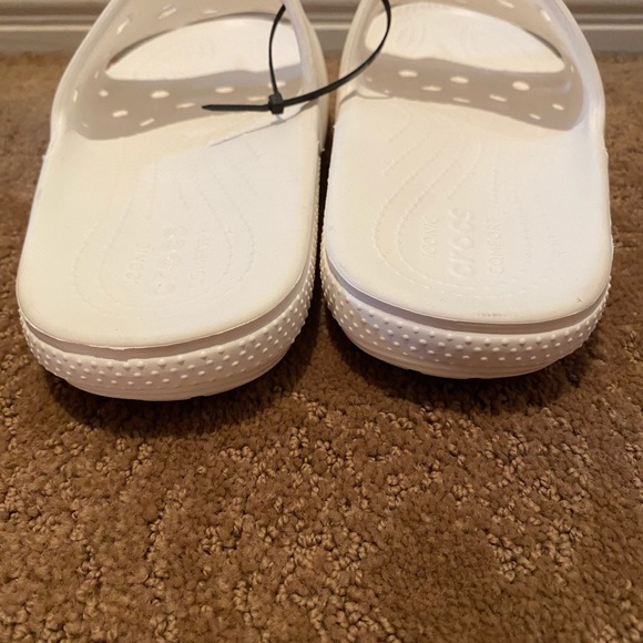 CROCS White Slide Sandals Unisex Women’s 10, Men’s 8 New - Picture 4 of 12